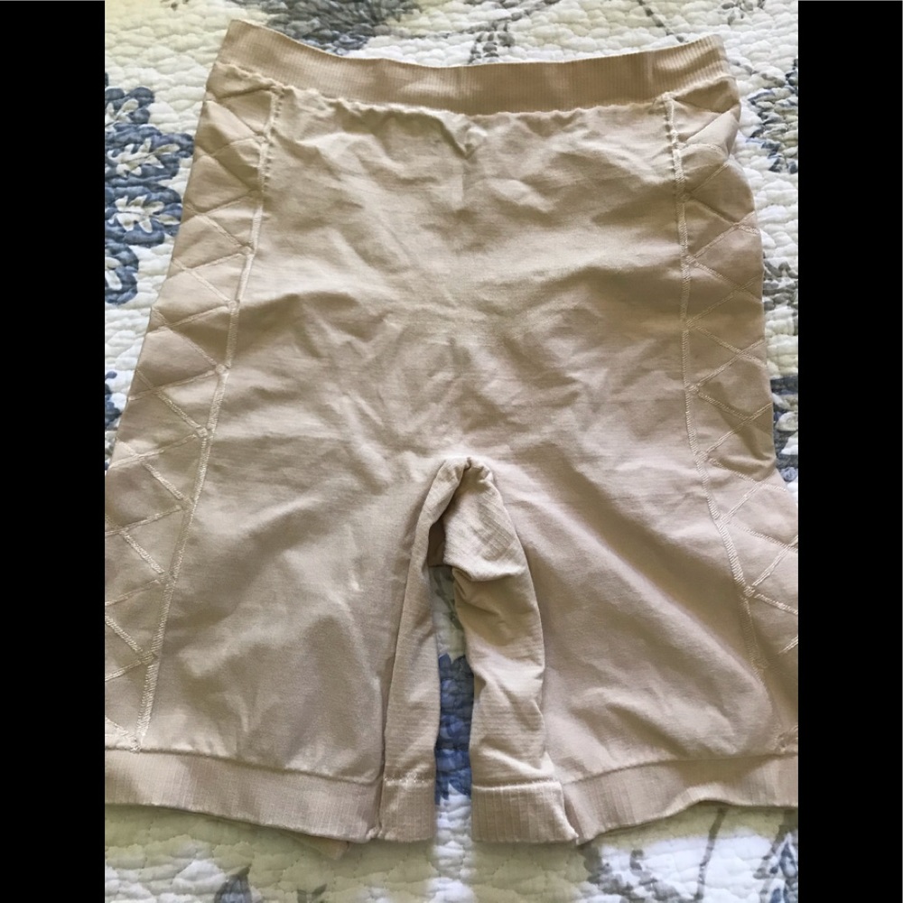 Shapewear size medium